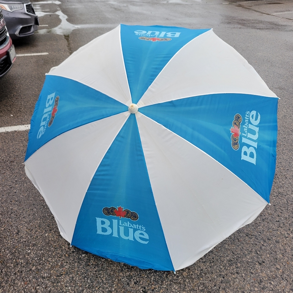 Vintage 90s Labatt's blue beach patio umbrella